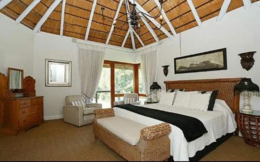 Fully Furnished House Available in Chartwell